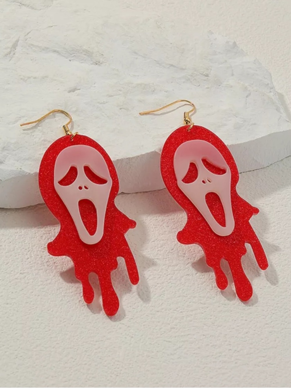 ⭐️ Red Drip Scream Face Dangle Halloween Earrings